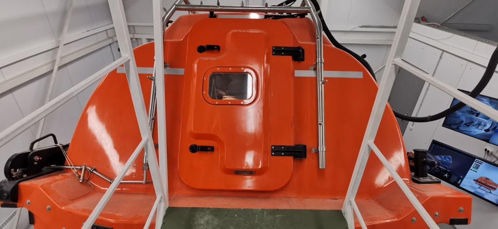 FFLBS Free-fall lifeboat simulator FFLBS Free-fall lifeboat simulator