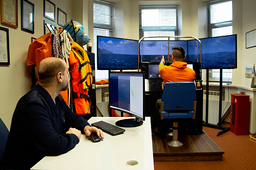 SCS Small and pleasure craft simulator